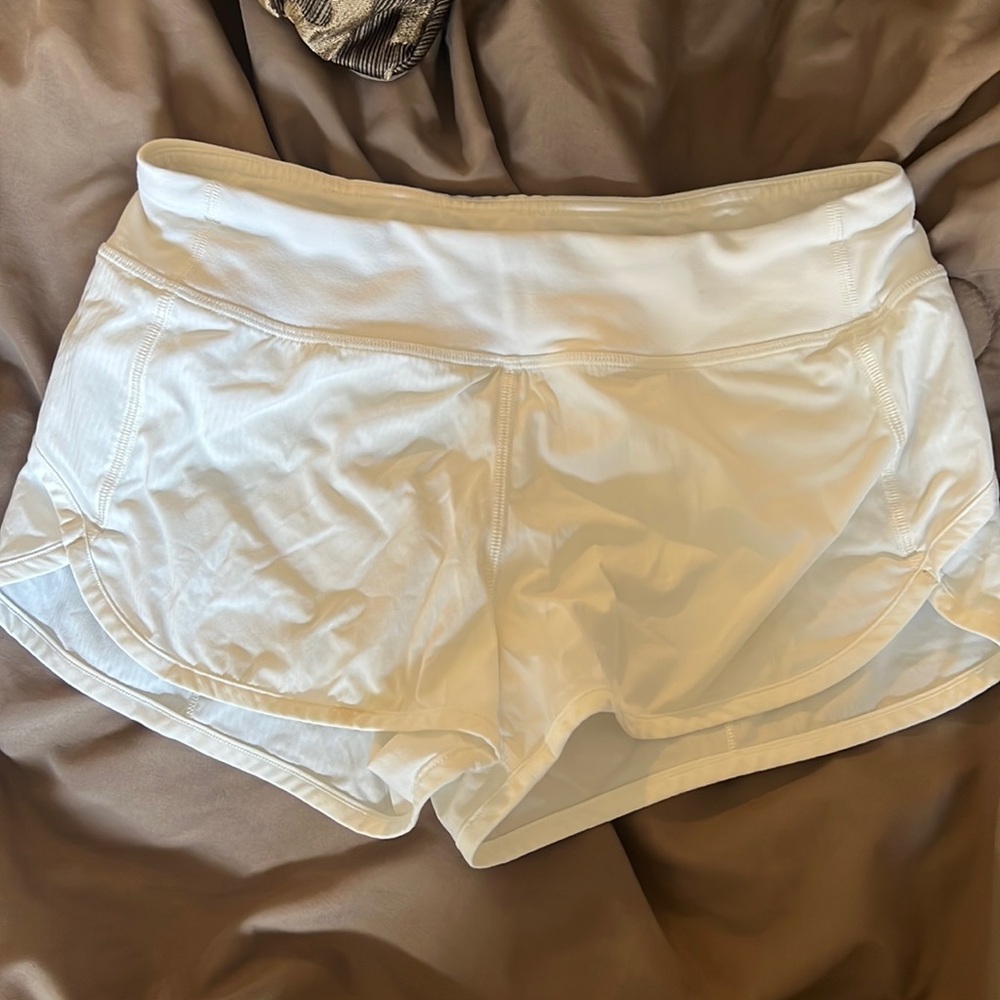 White ivivva athletic shorts